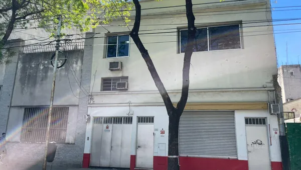 Edificio en Dean Funes al 2100
