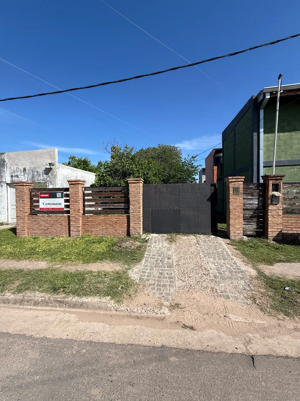 Terreno en Jaime de Nevares 587