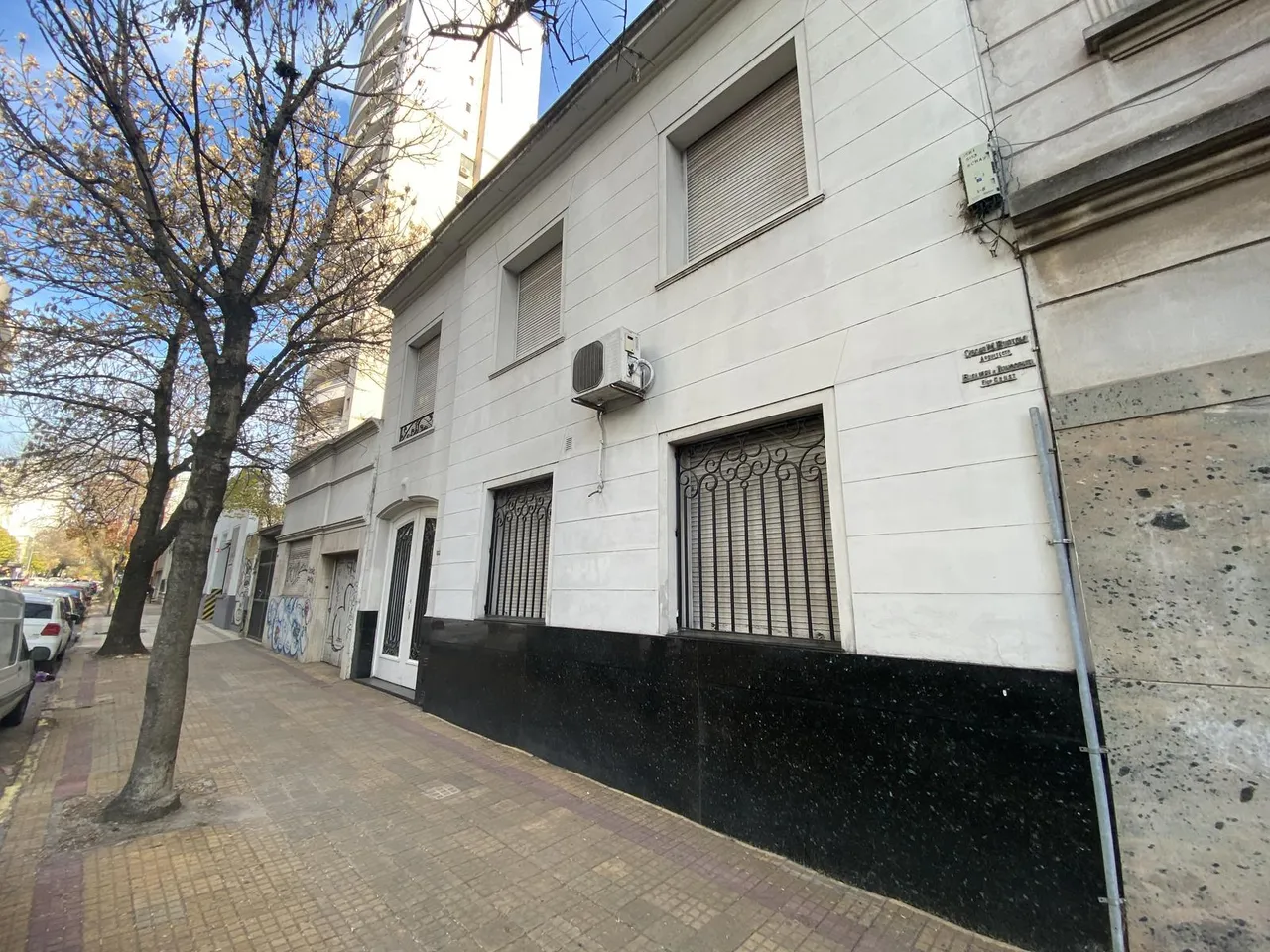 Casa en CASA EN VENTA 3 DORMITORIOS 10 E/ 43 Y 44 al 500