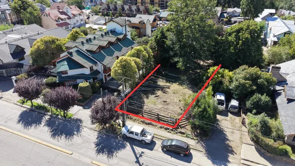 Terreno en Av. Koessler, lote 7