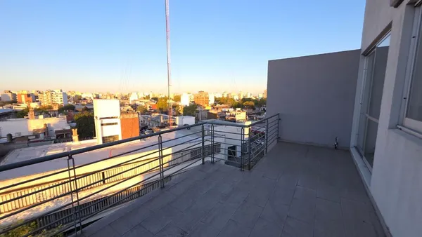 Departamento en Lacarra al 300