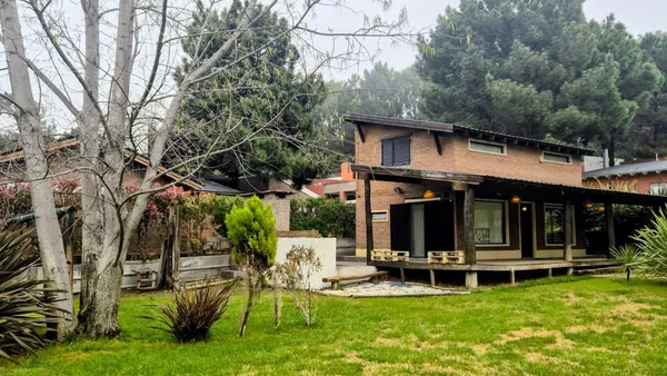 Casa en Las Dunas, Zucchiatti y Los Delfines