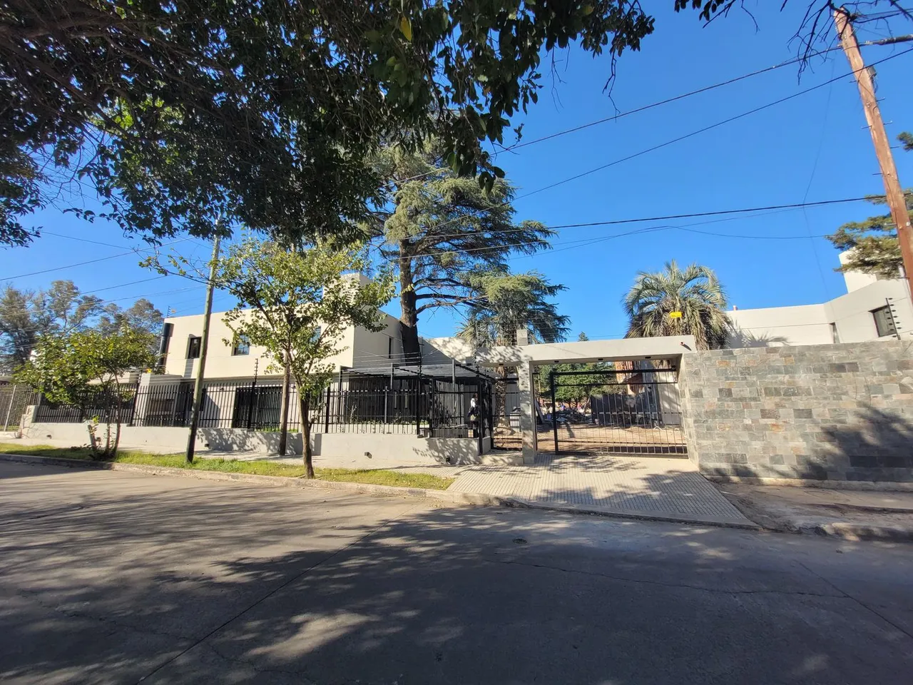 Casa en Ombu al 3800