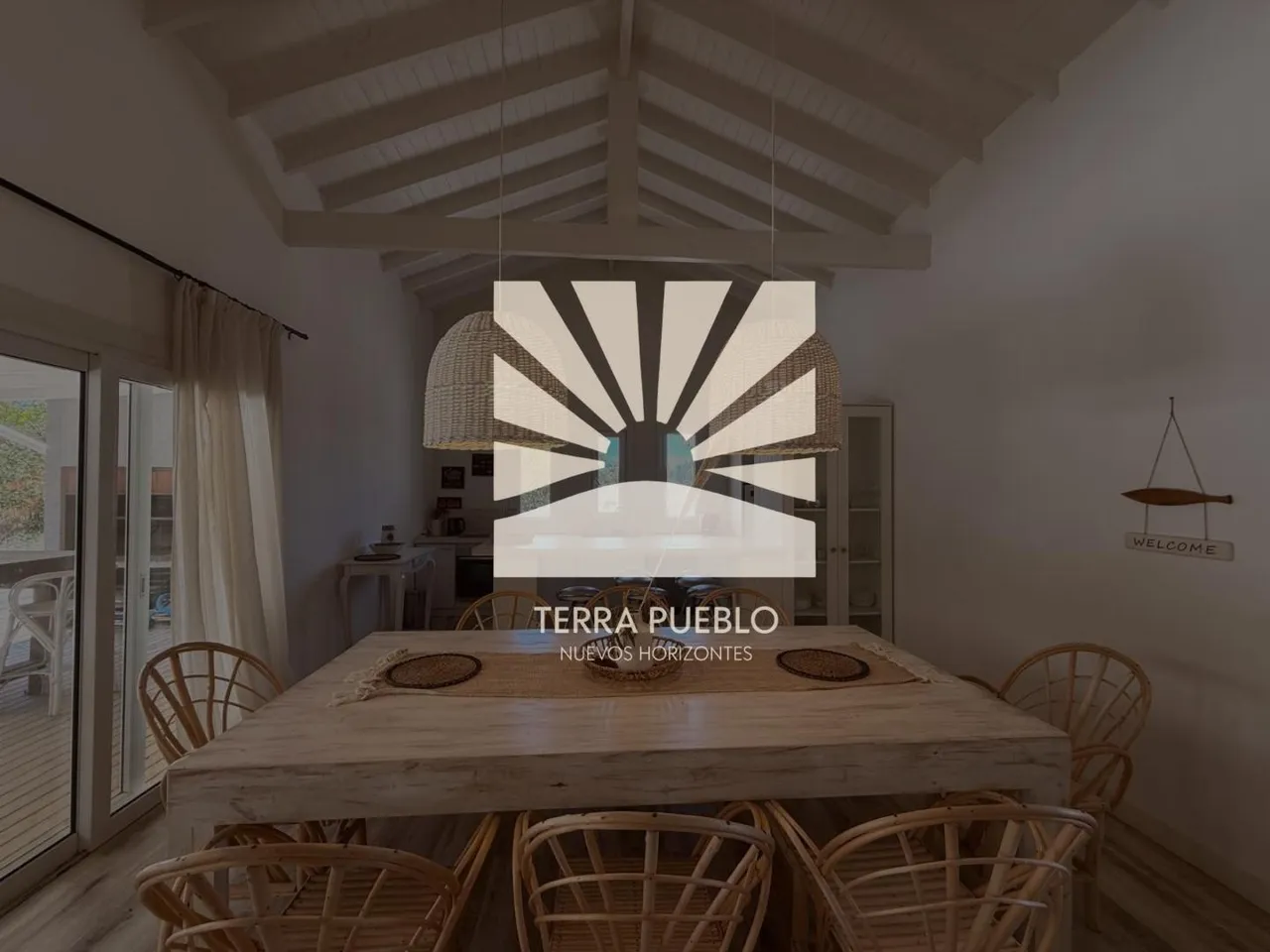 Casa en Ecuestre al 400
