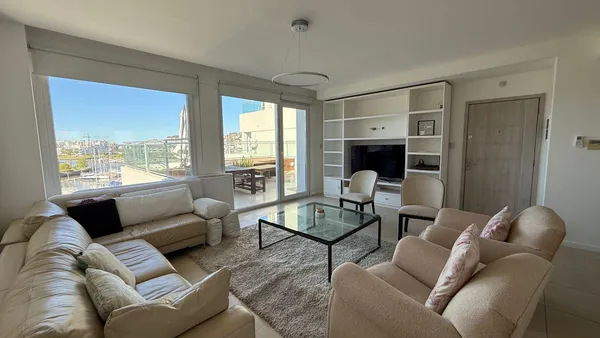 Departamento en Av. del Mirador 500