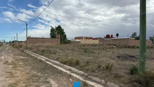 Terreno en Pellegrini 1500
