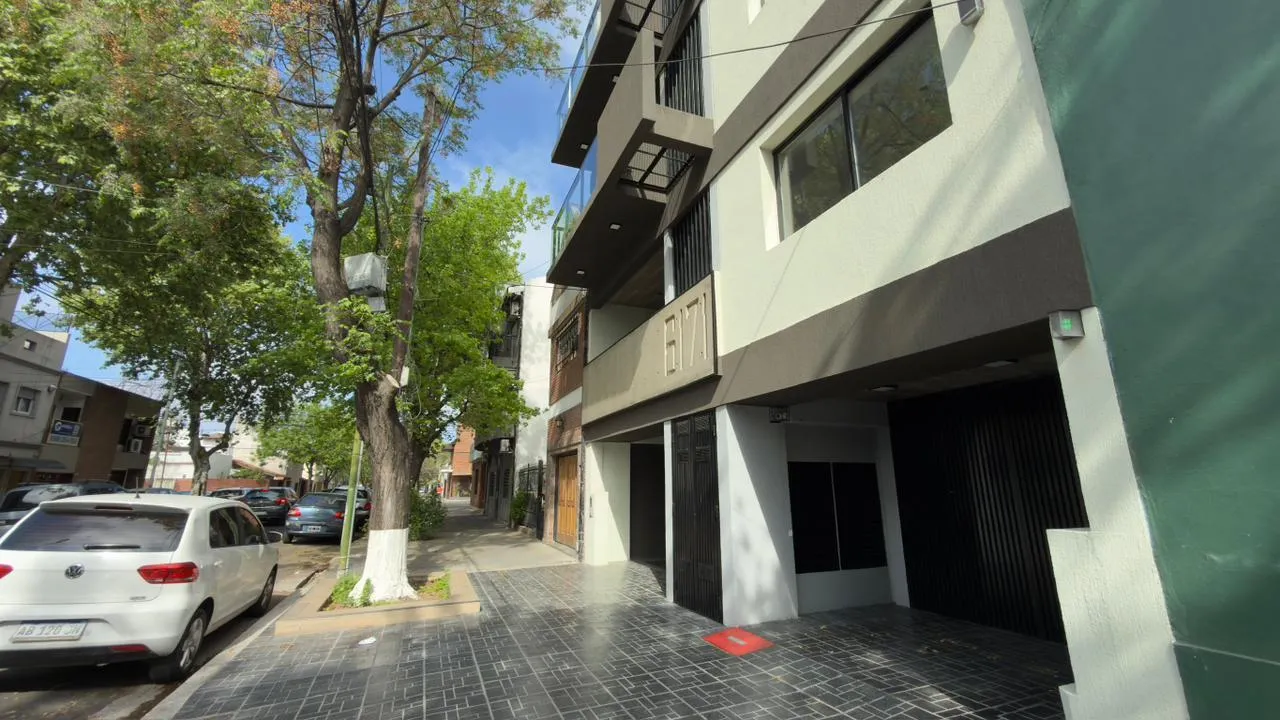 Departamento en Zelada 6171