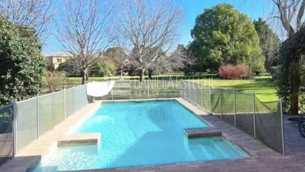 Casa en Ayres de Pilar a Parque Central Verano 2026