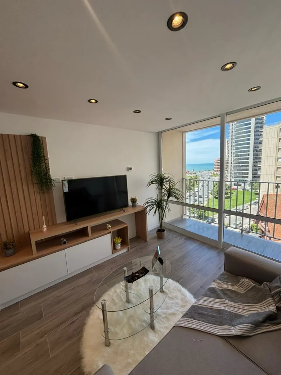 Departamento en Bvard Maritimo al 2800