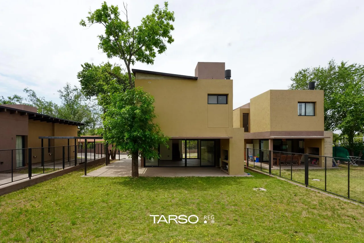 Casa en Casa 3 dormitorios en Housing PAZIFICA - Villa Warcalde