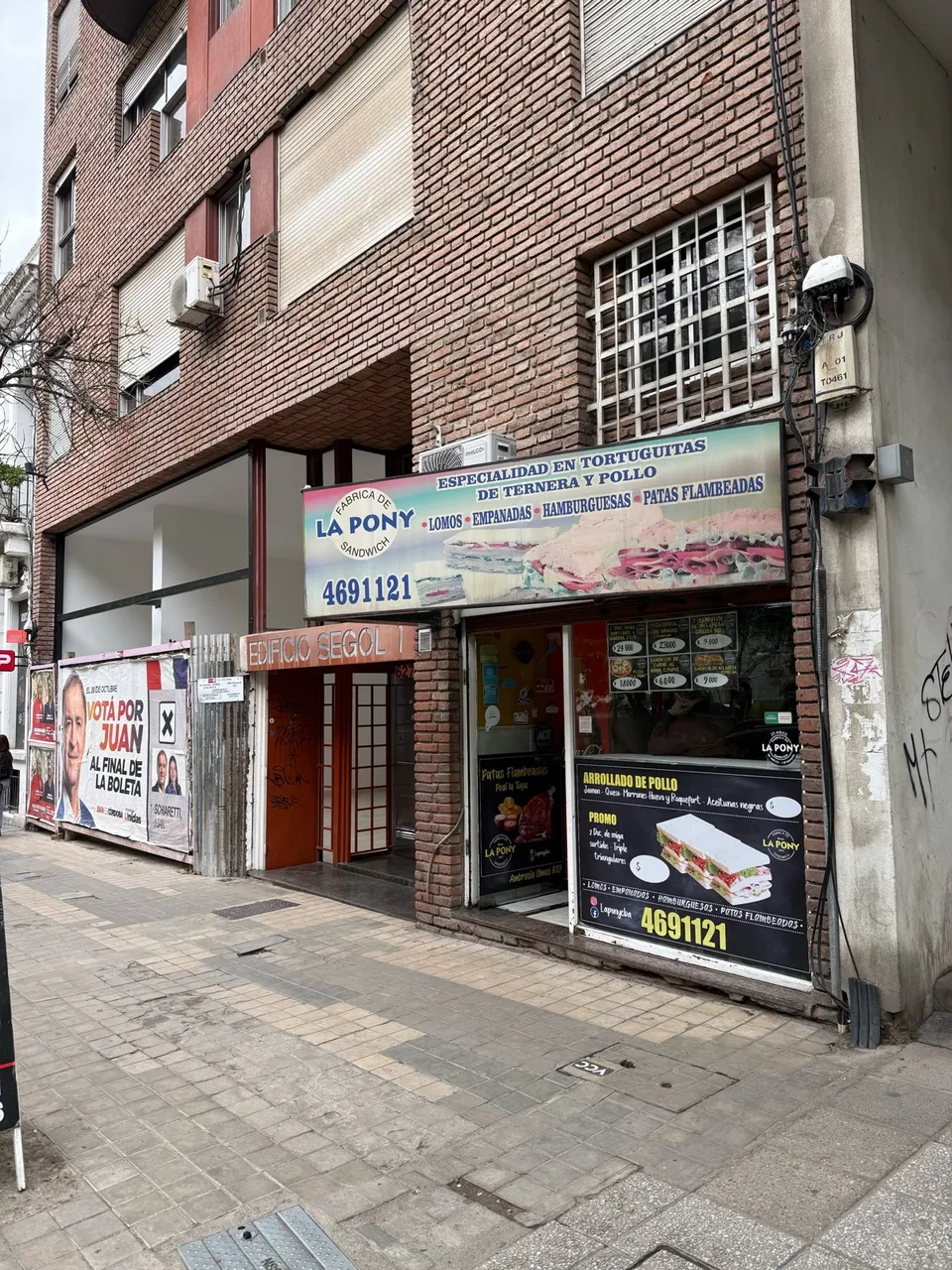 Local Comercial en Ambrosio olmos al 600