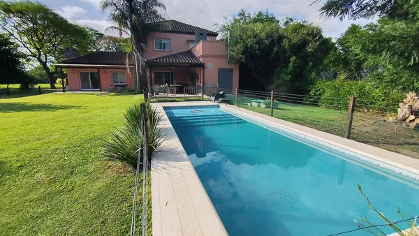 Casa en club de campo el nacional al 1