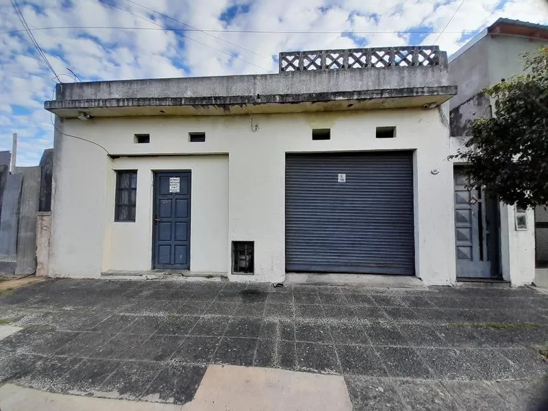 Casa en Berón de Astrada al 5400