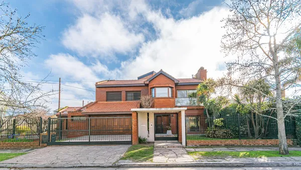 Casa en Horacio Quiroga al 4200