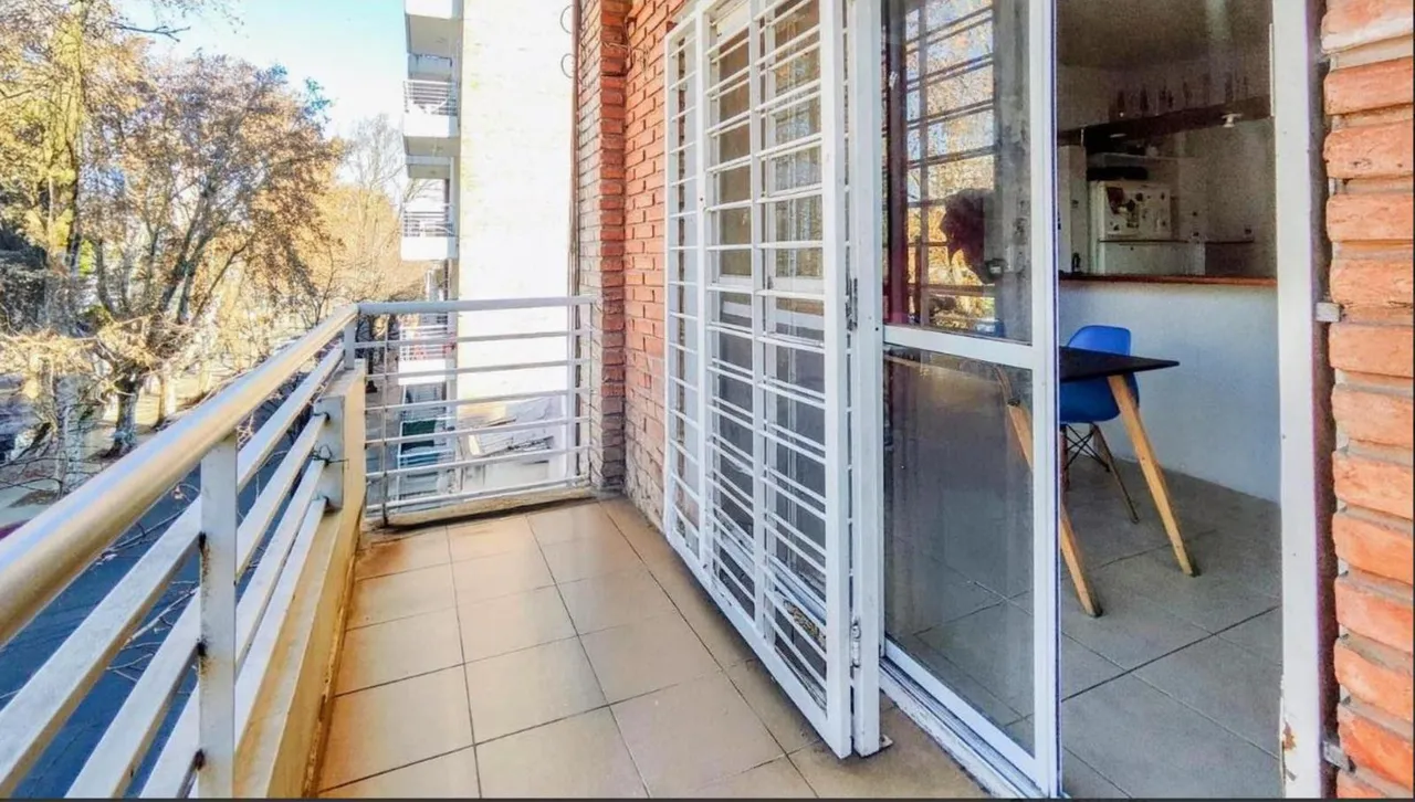 Departamento en VERA MUJICA al 900