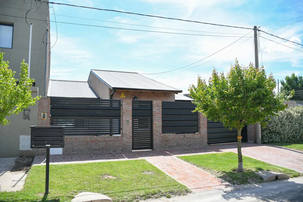 Casa en Mariano Moreno al 500