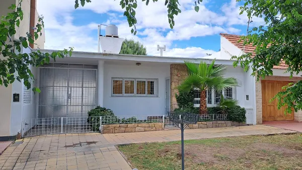 Casa en Italia al 100 - 6° sección