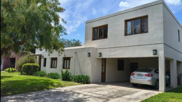 Casa en Flaubert al 1300, Buenos Aires Village