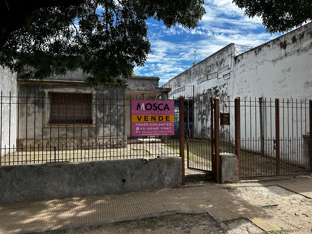 Casa en Hipolito irigoyen al 1800