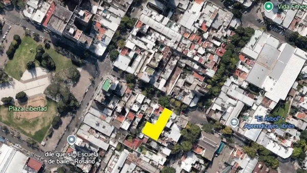 Terreno en Sarmiento al 2000