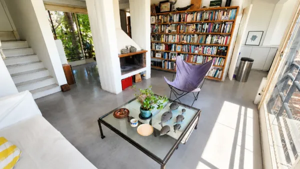 Departamento en Tres de febrero al 2500