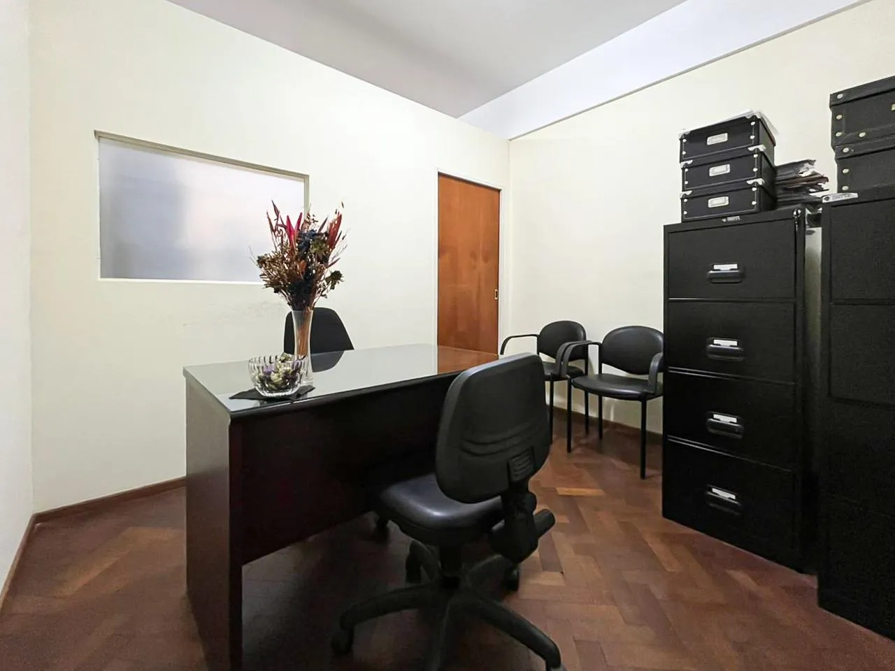Oficina en San Martín al 800