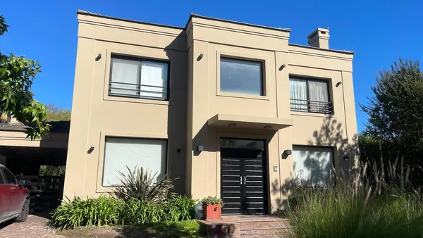 Casa en Barrio Septiembre
