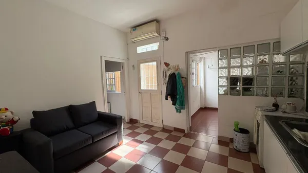Departamento en Manuela Pedraza al 3700