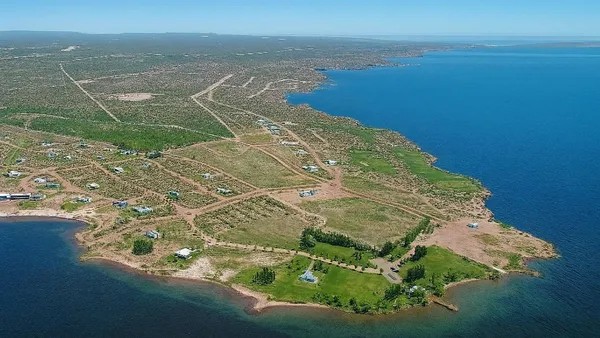 Terreno en lago mari Menuco