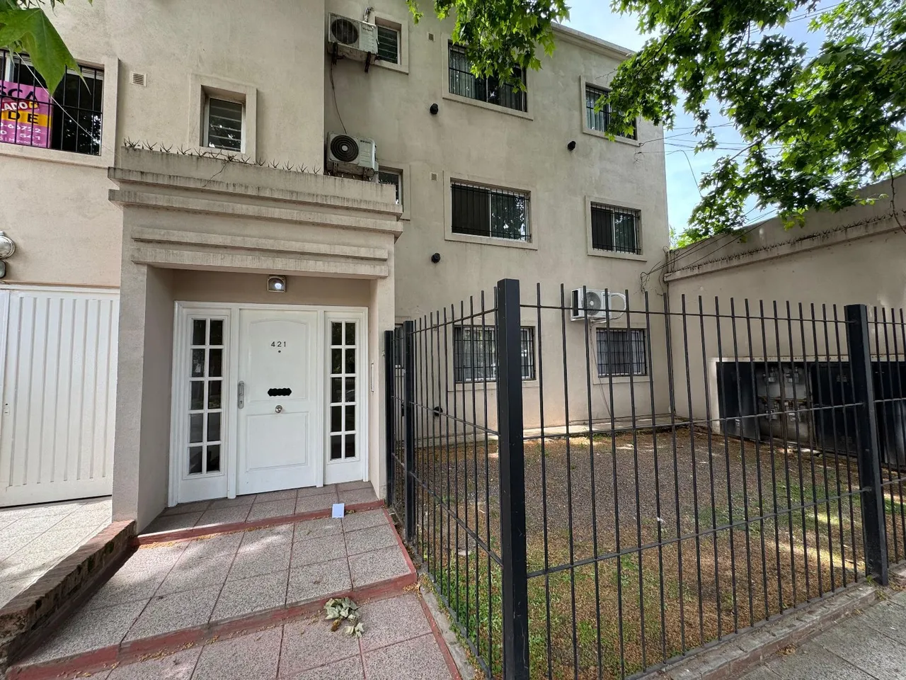 Departamento en Nemesio Alvarez al 400