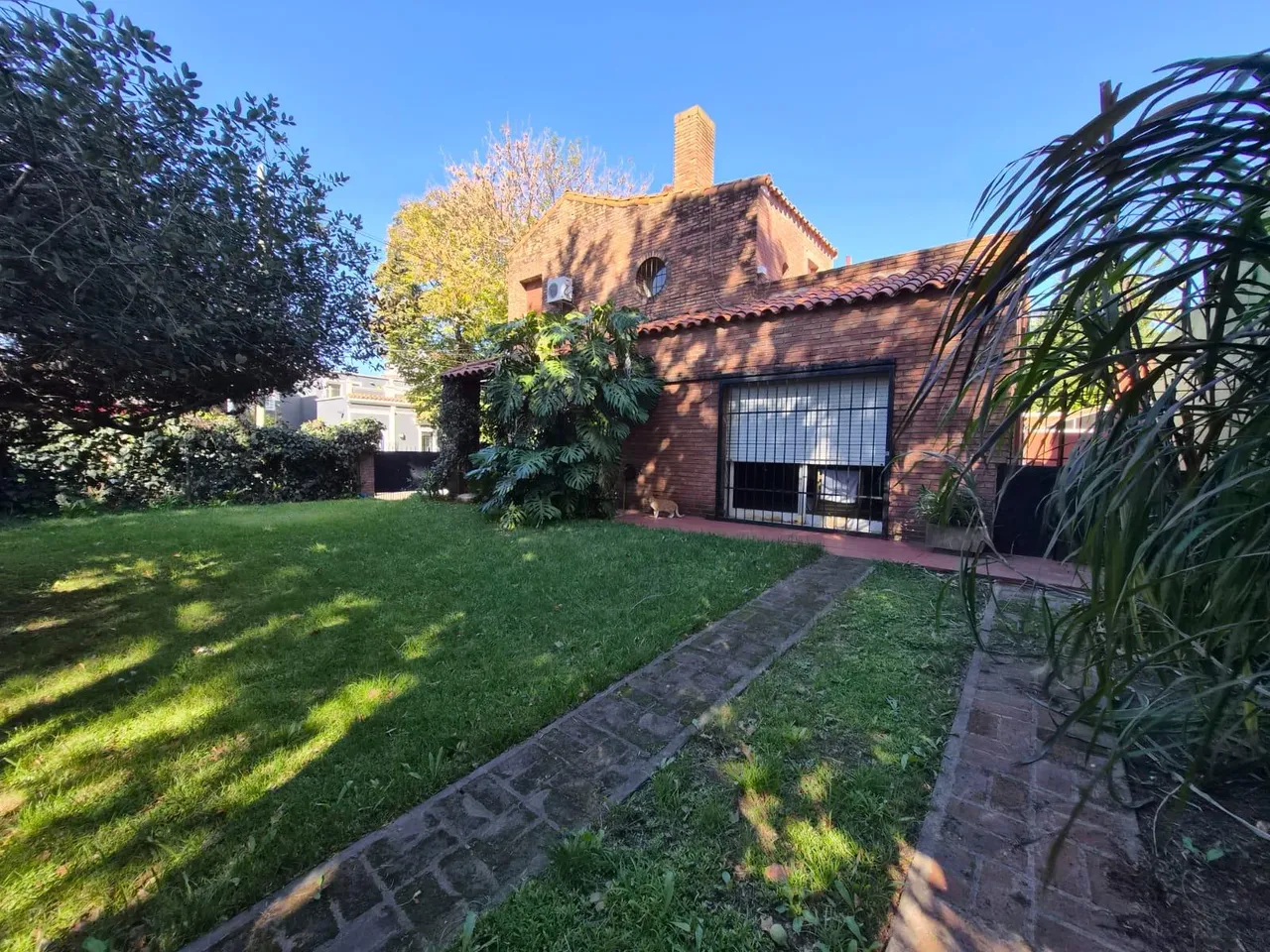 Casa en SAN LORENZO al 700