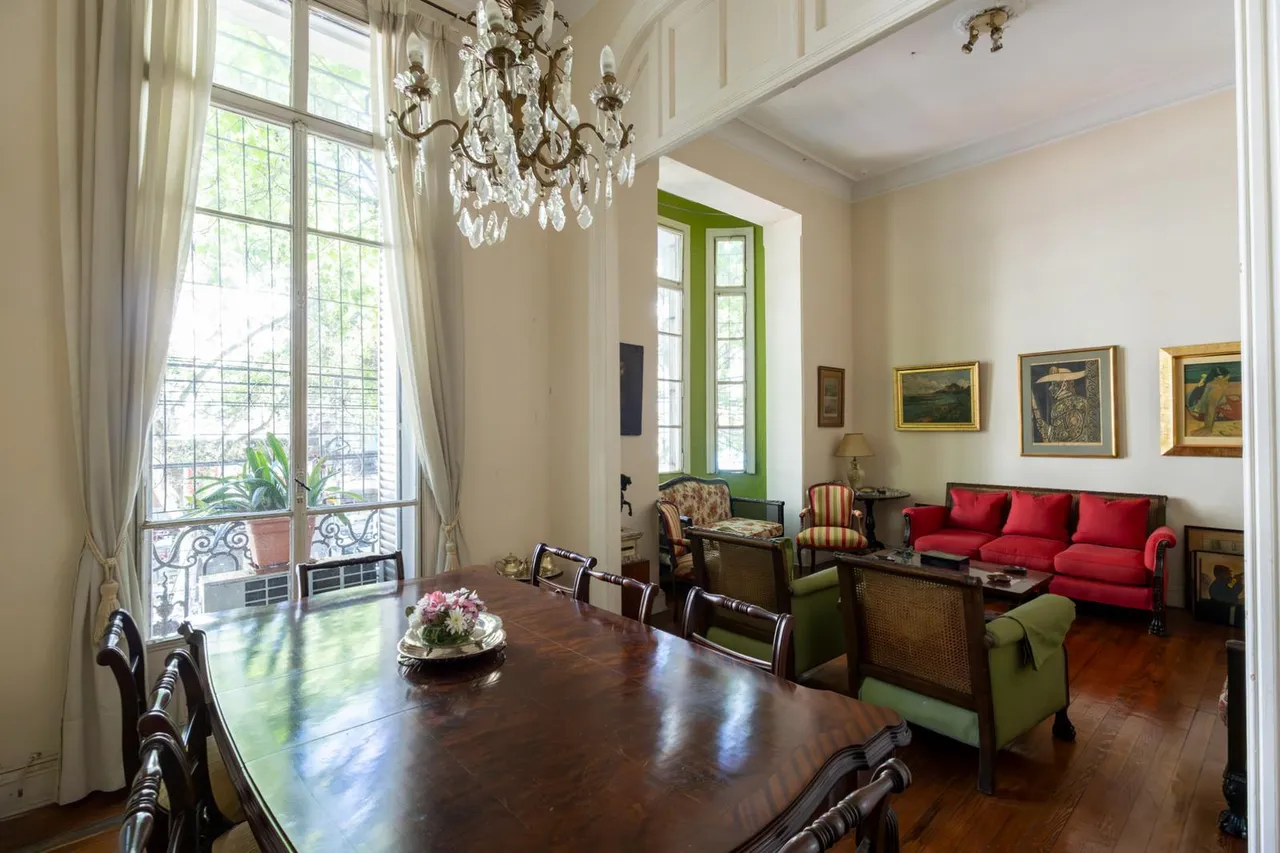 Departamento en Av. Belgrano al 2000
