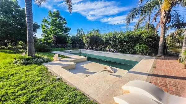Casa en Castilla la Nueva al 300