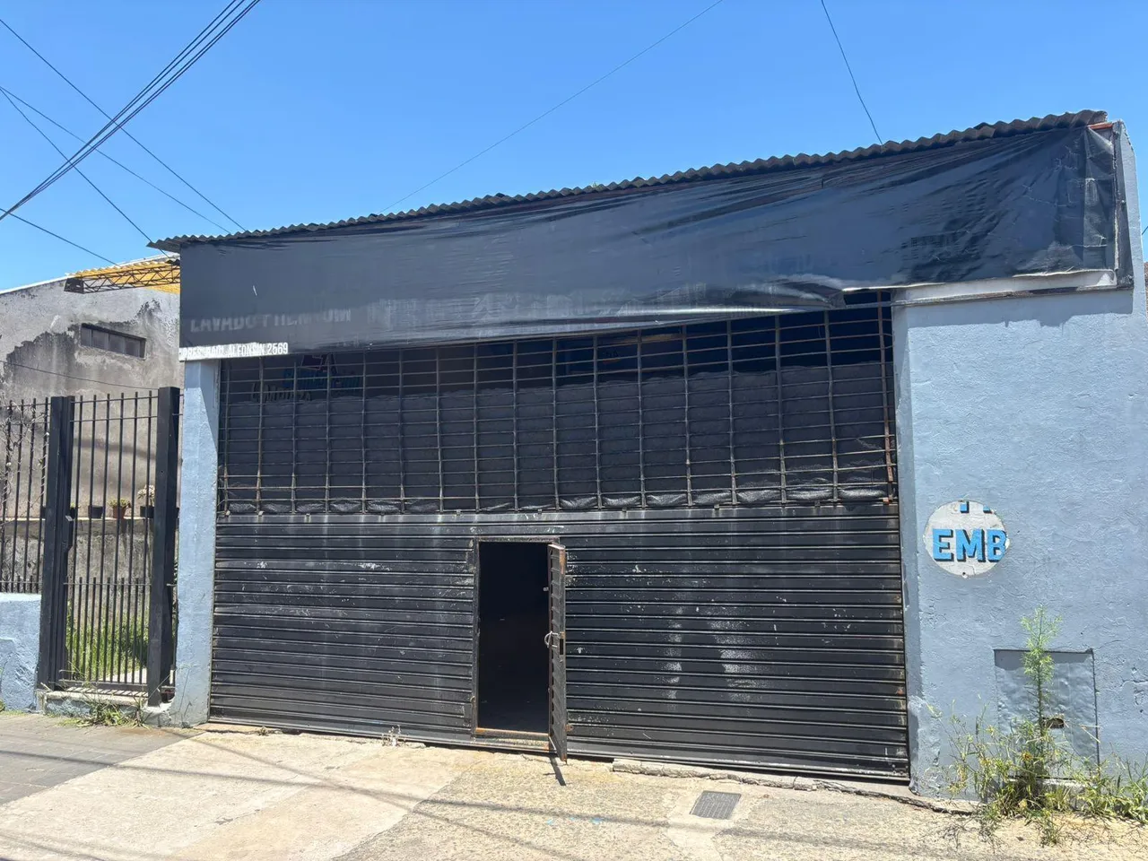 Local Comercial en Raúl Alfonsin 2569