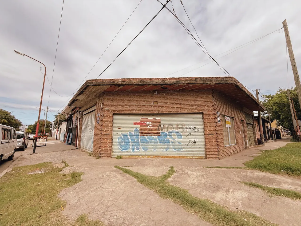 Local Comercial en Manuel Belgrano 2044
