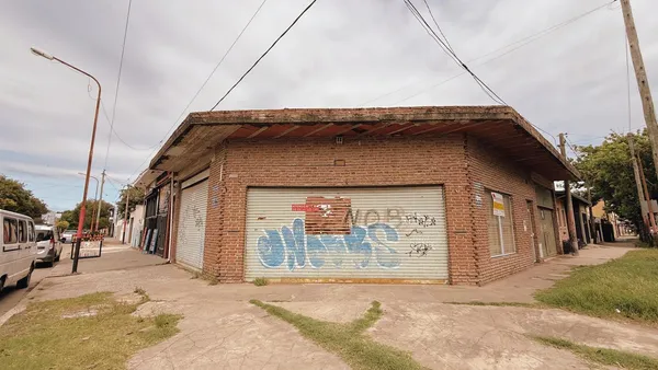Local Comercial en Manuel Belgrano 2044