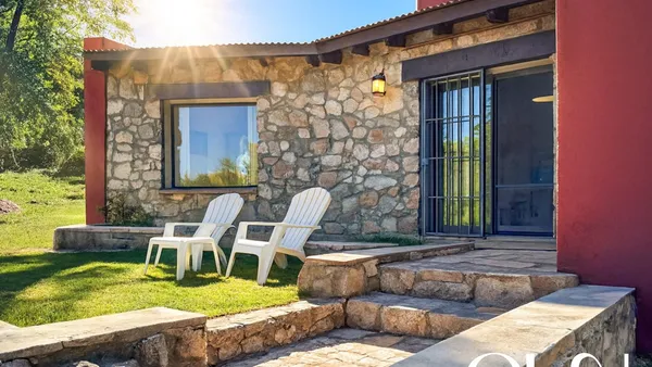 Casa en Felix de Michelis 2