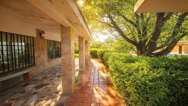 Casa en La Taba al 2600