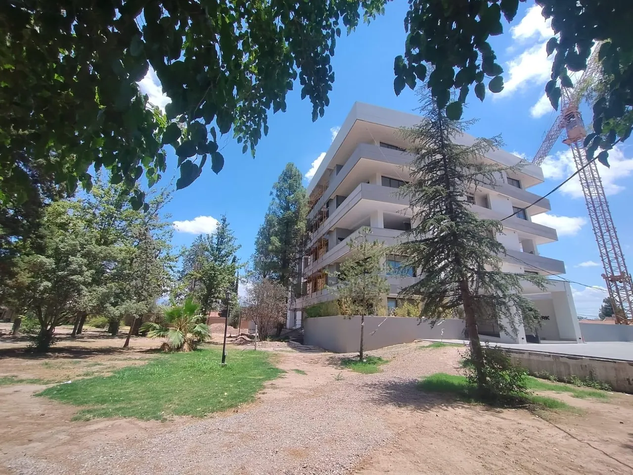 Departamento en Gabrielli y Sarmiento