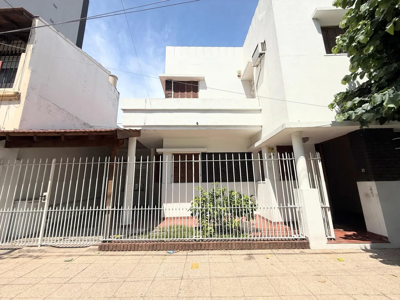 Casa en Eva Peron al 1500