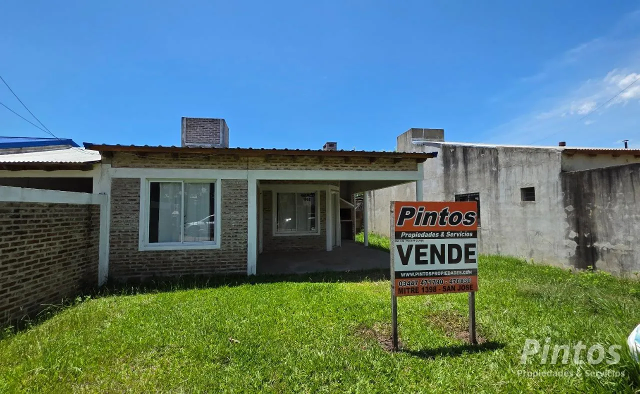 Casa en Güemes e/ Antón y Yapeyú