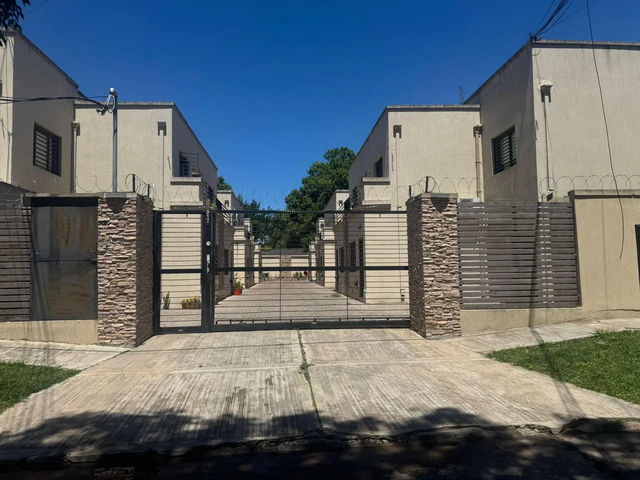 Departamento en Lorenza Zenavilla al 900