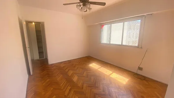 Departamento en Bolivar al 400