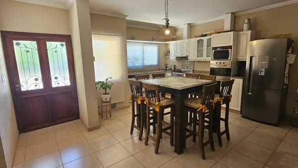 Casa en Bº Privado El Resguardo Villa Nueva