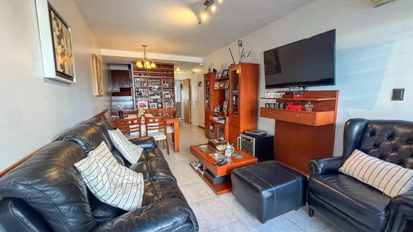 Casa en Donado al 3000