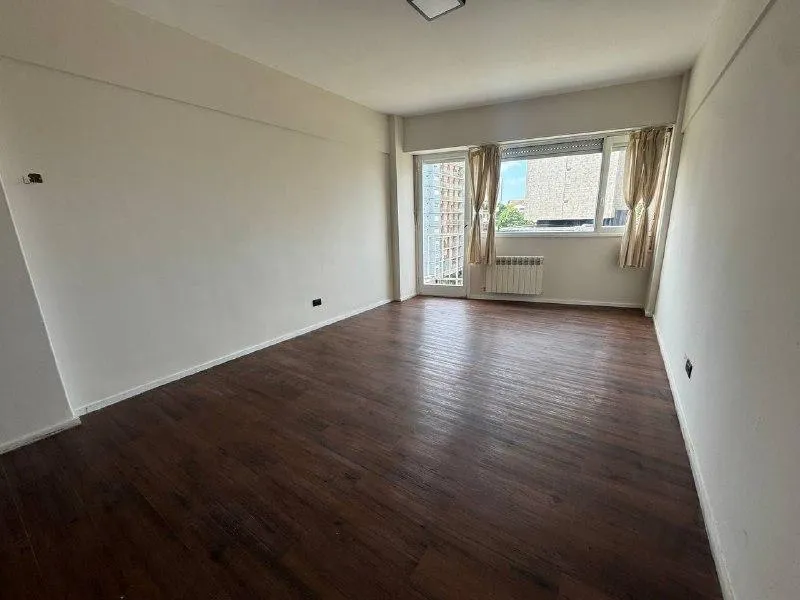 Departamento en Diagonal Alberdi Sur al 2400