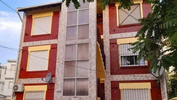 Departamento en 3 y 42