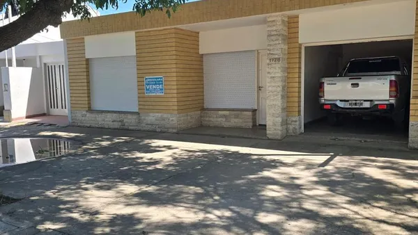 Casa en Av. Belgrano 1027