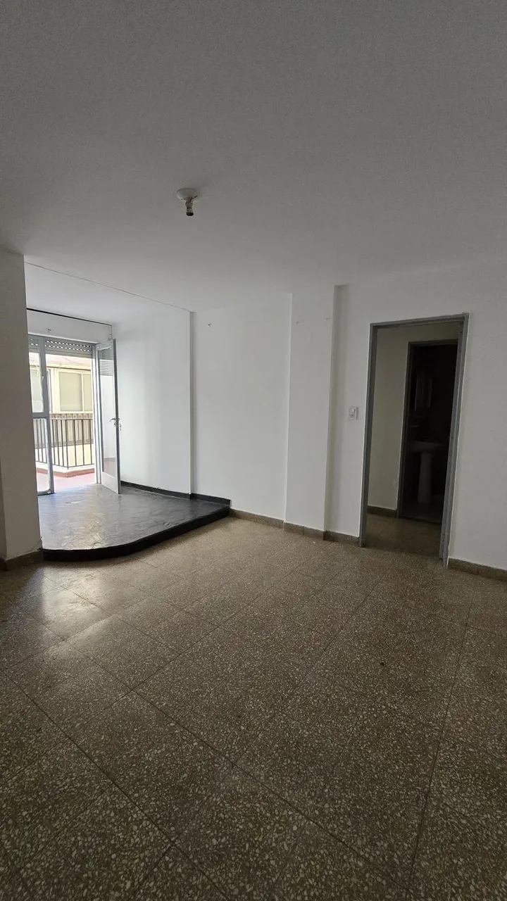 Departamento en 27 de abril al 200