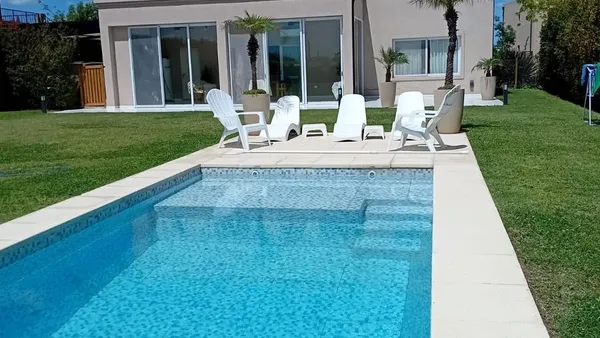 Casa en BARRIO EL CANTON GOLF